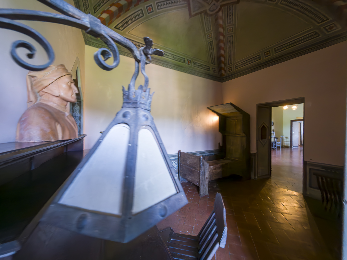 La Stanza di Dante: dove il Sommo Poeta trovò rifugio