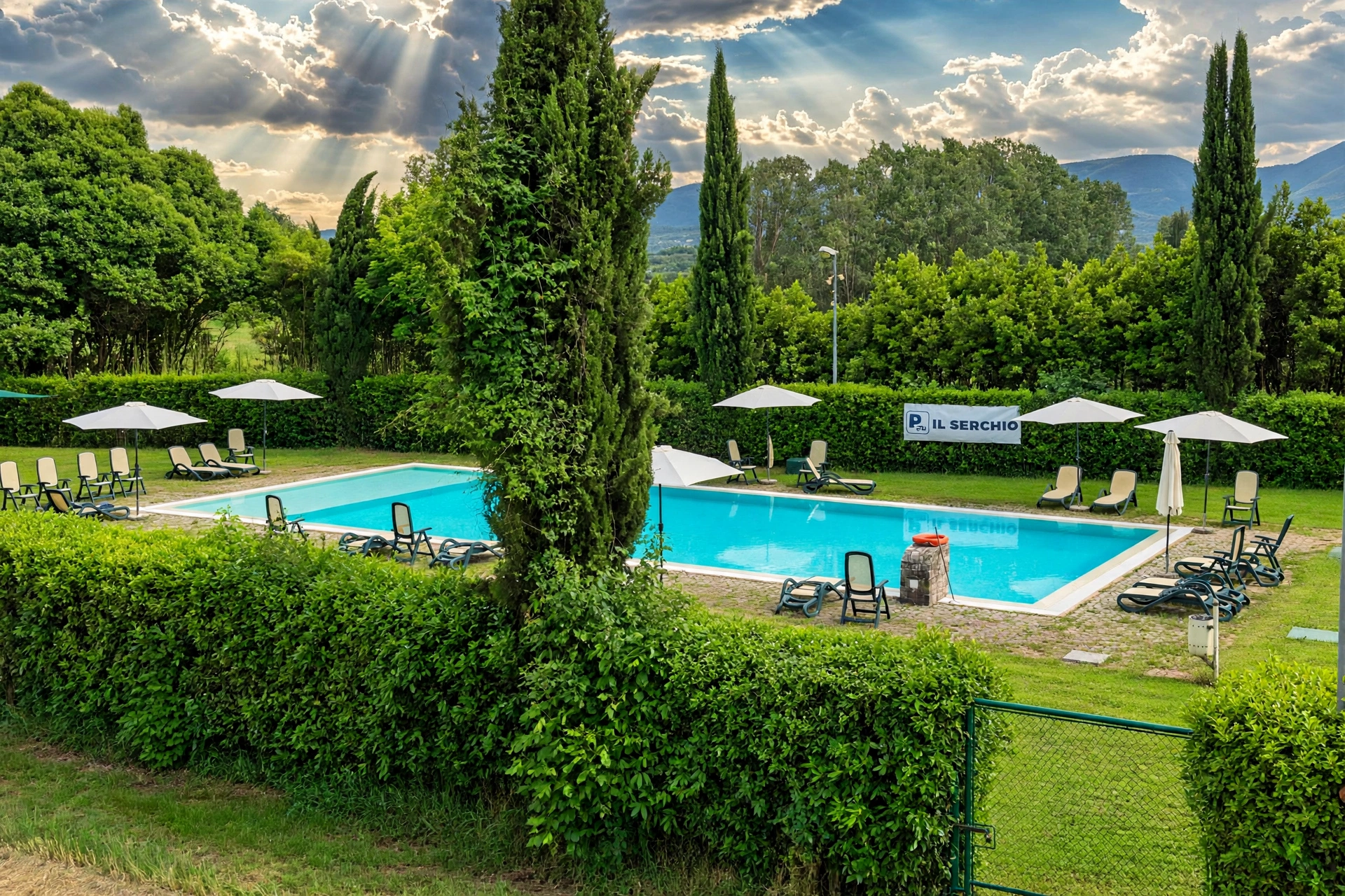 Piscina dell'Area Camper Il Serchio a Lucca