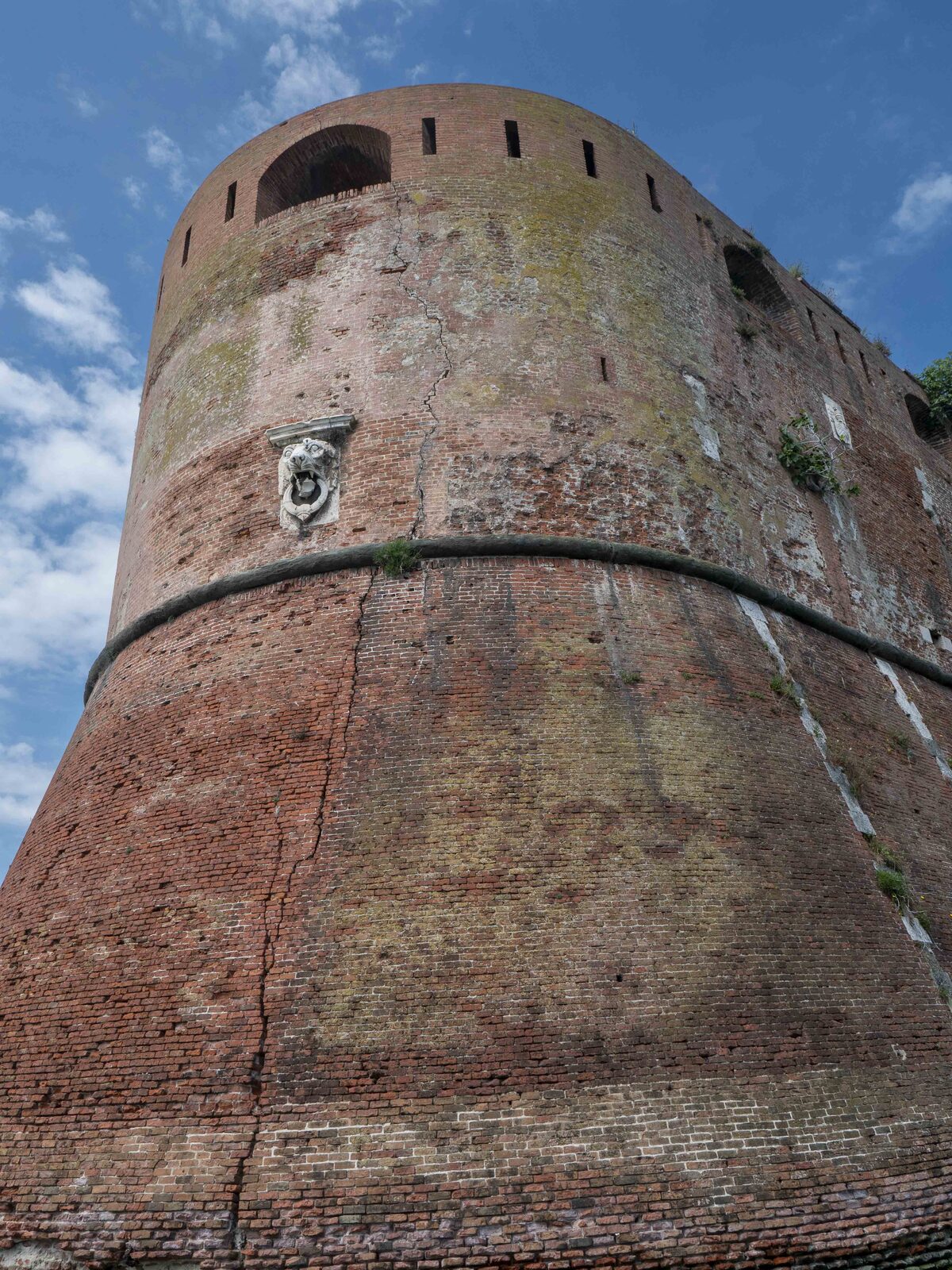 Mastio di Matilde, la torre circolare della Fortezza Vecchia di Livorno